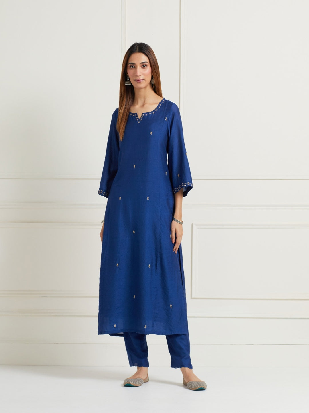 BLUE CHANDERI HANDWORK EMBROIDERED KURTI WITH PANTS AND DUPATTA (SET OF THREE)