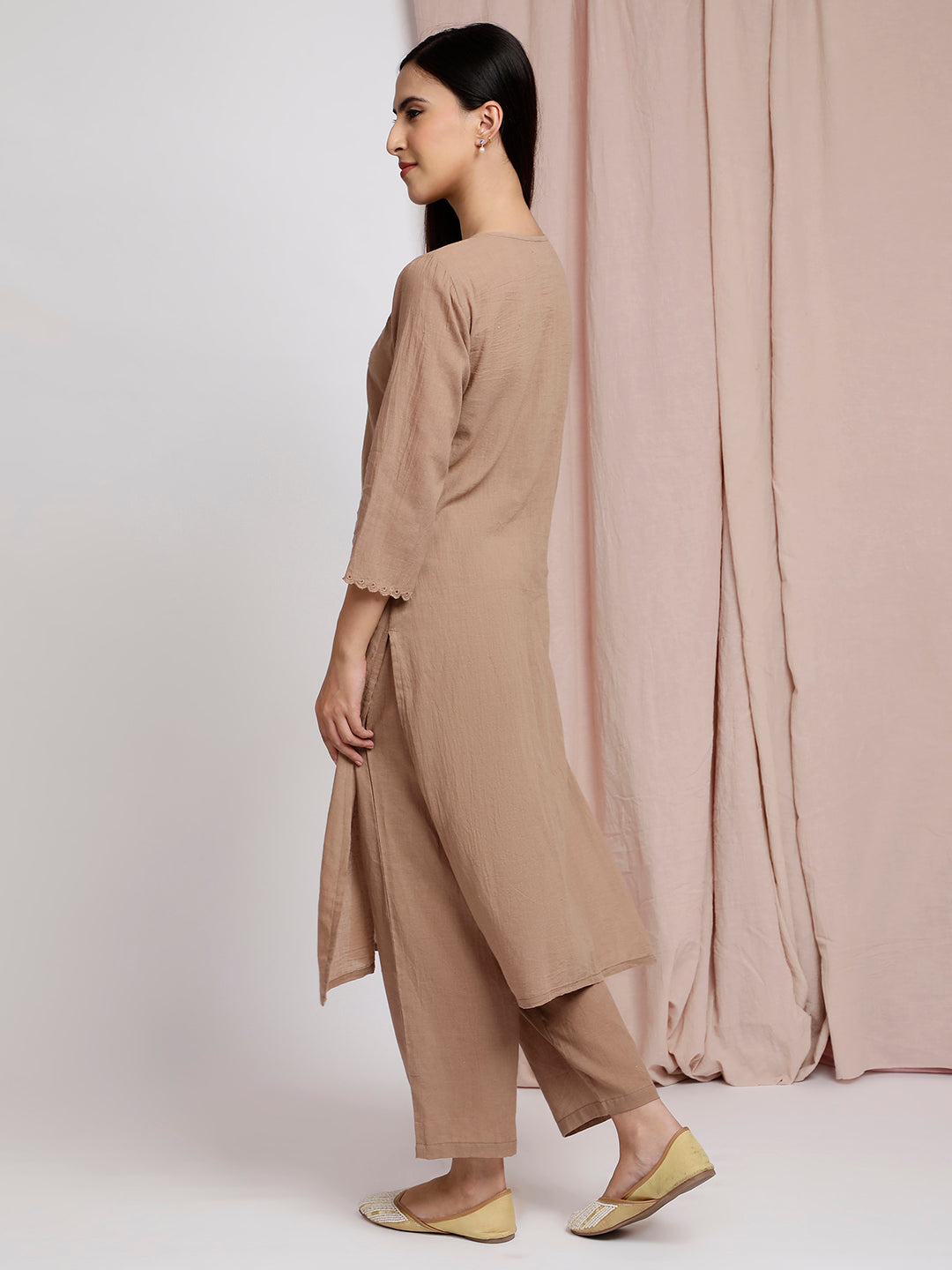 BROWN CUTWORK EMBROIDERED COTTON KURTA WITH PANTS