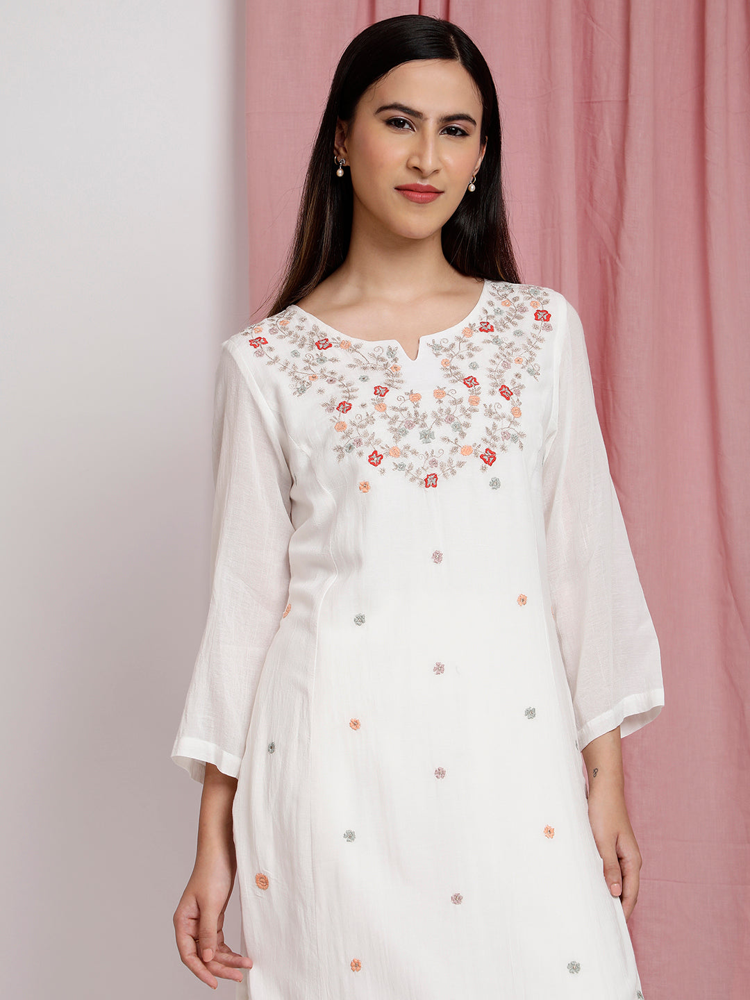 IVORY EMBROIDERED COTTON VISCOSE KURTA WITH PANTS
