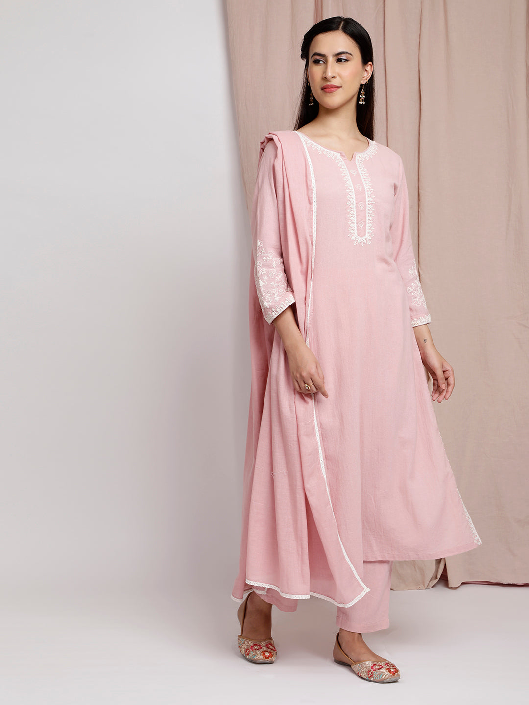 MAUVE EMBROIDERED COTTON KURTA WITH PANTS