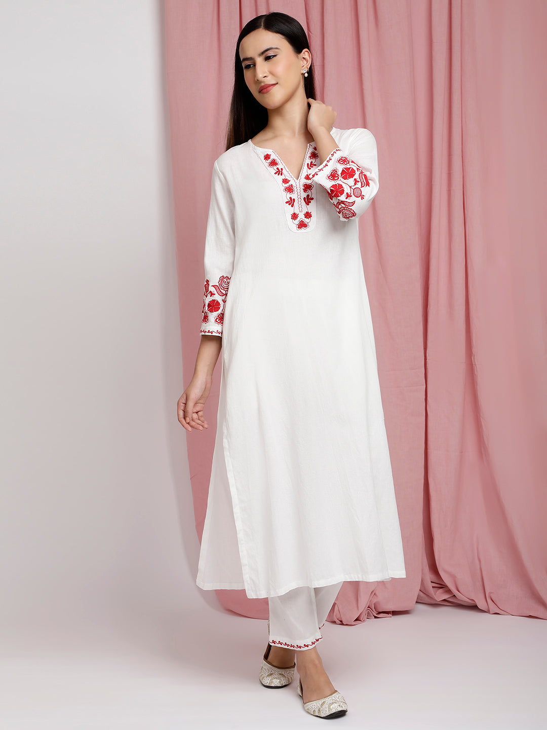 IVORY COTTON LINEN EMBROIDERED KURTA WITH PANTS
