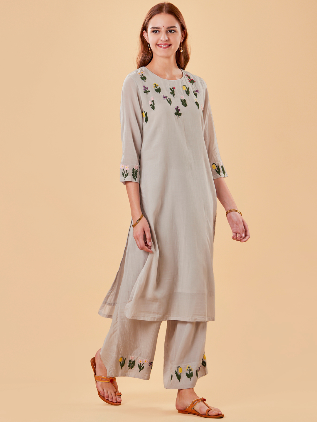 GREY EMBROIDERED COTTON SILK KURTA WITH PALAZZO