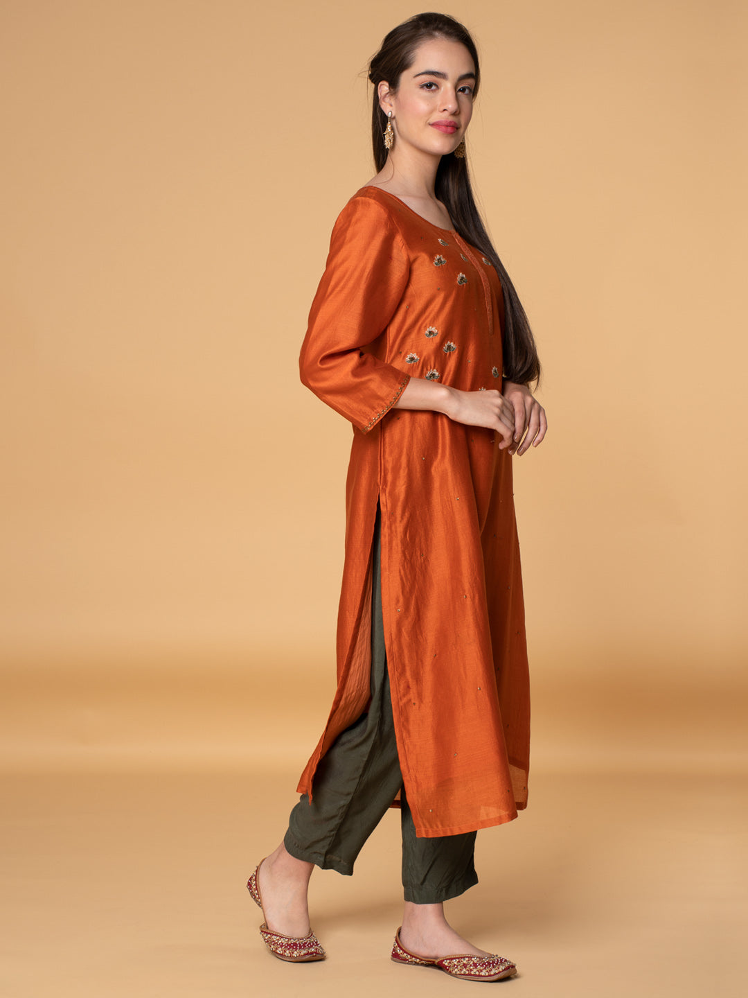 ORANGE SEQUINS EMBROIDERED CHANDERI KURTA