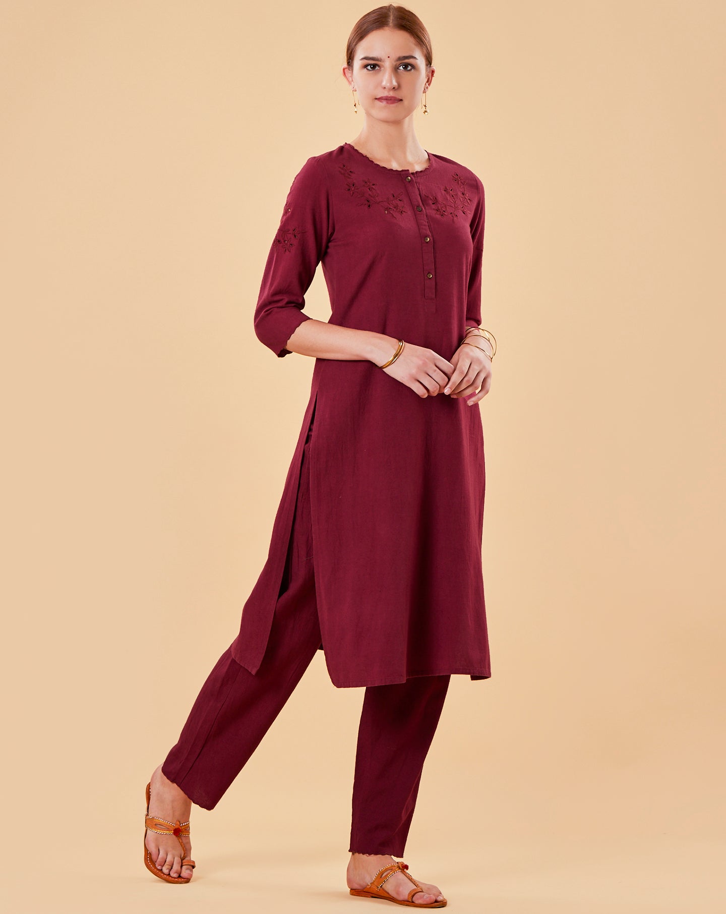 MAROON CUTWORK EMBROIDERED COTTON LINEN KURTA