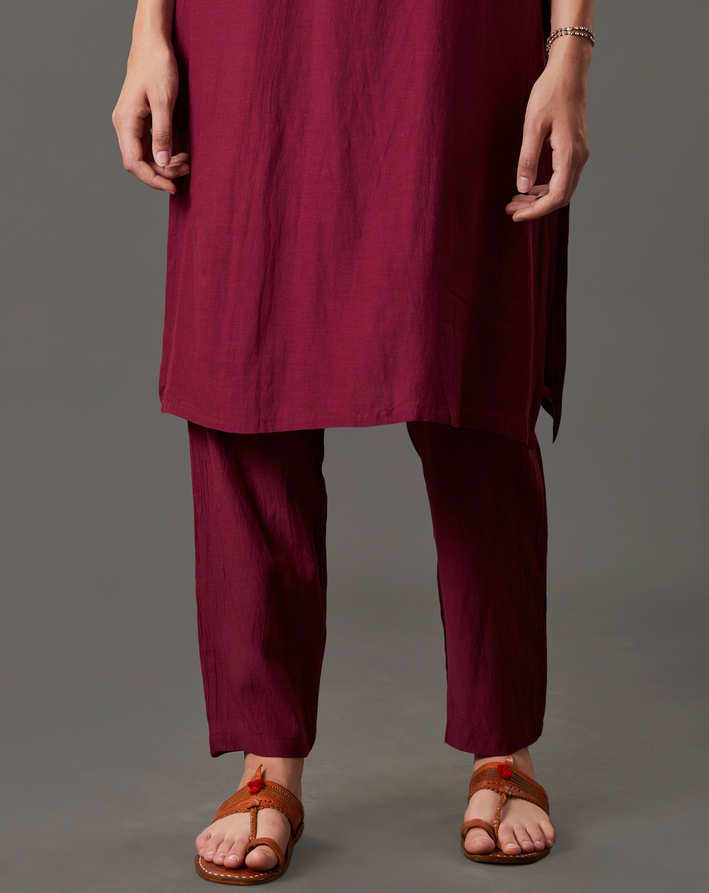 MAROON EMBROIDERED COTTON SILK KURTA