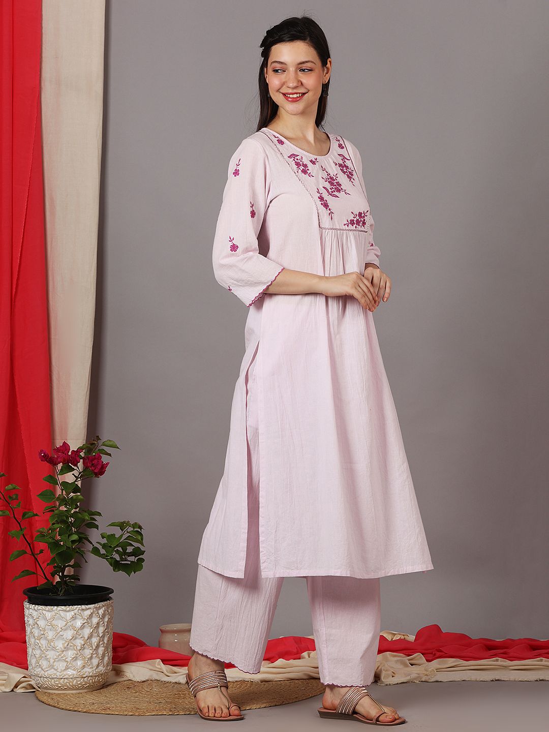 FRONT EMBROIDERED KURTI WITH STRAIGHT PANTS