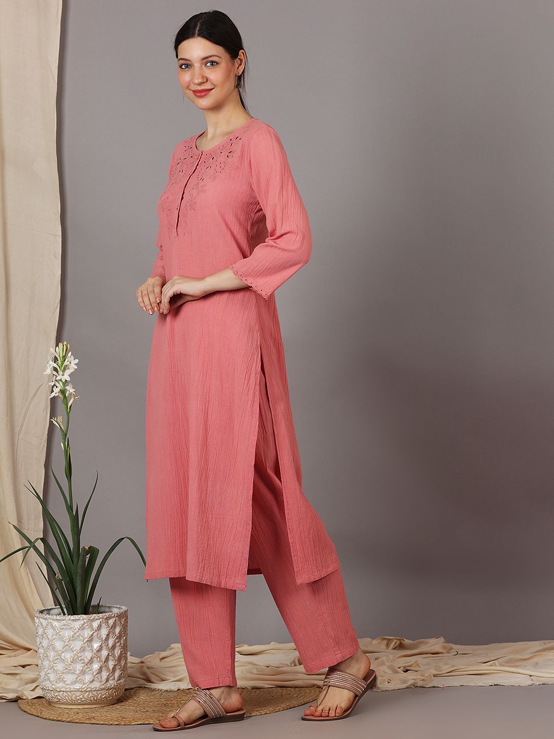 ROSE PINK CUTWORK EMBROIDERED COTTON KURTA WITH PANTS