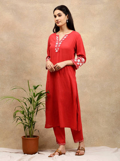 RED CONTRAST EMBROIDERED KURTA WITH PANTS