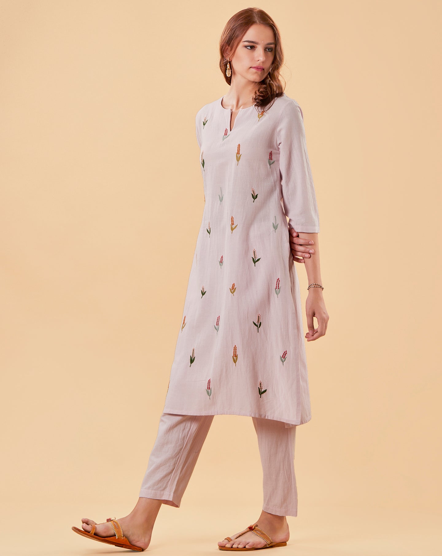 LIGHT PINK EMBROIDERED COTTON LINEN KURTA WITH PANTS