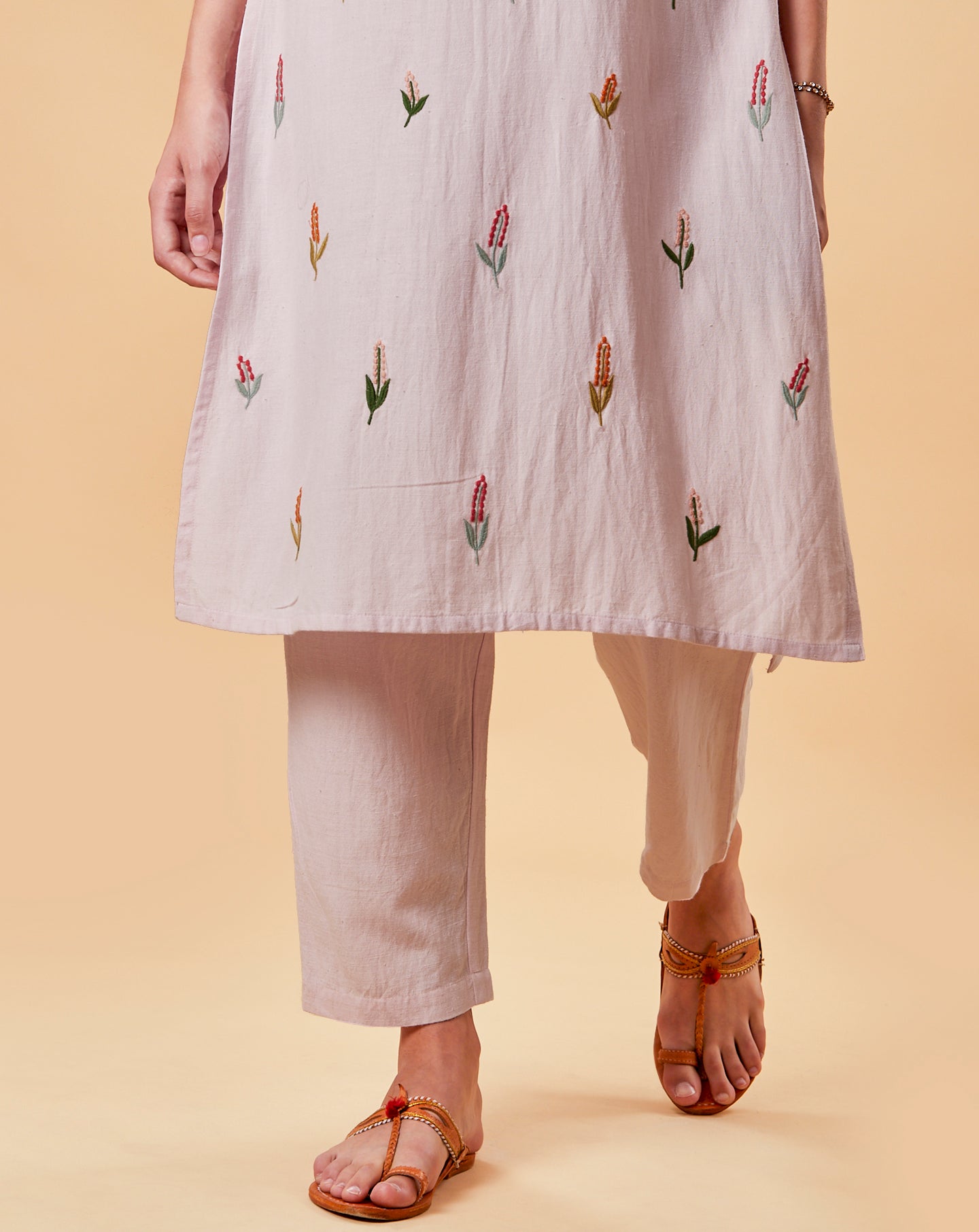 LIGHT PINK EMBROIDERED COTTON LINEN KURTA WITH PANTS