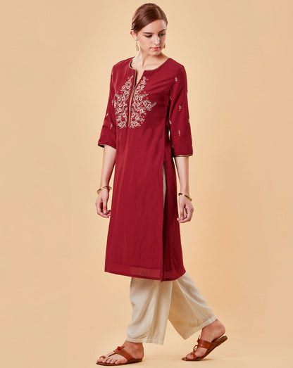 RED EMBROIDERED COTTON SILK KURTA WITH IVORY PANTS