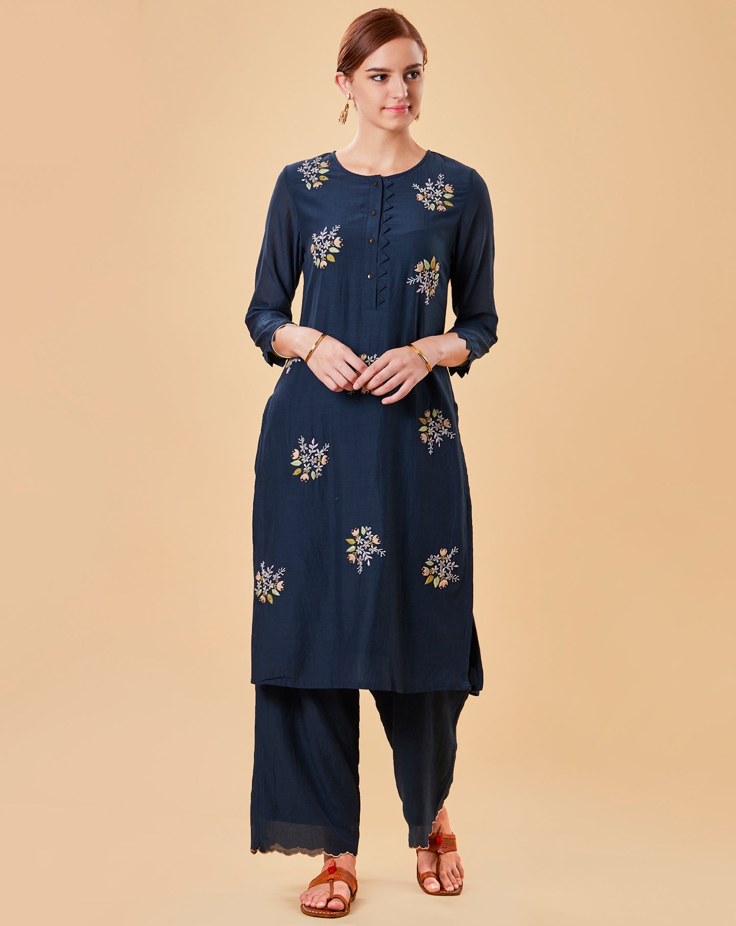 NAVY BLUE EMBROIDERED COTTON SILK KURTA WITH PANTS