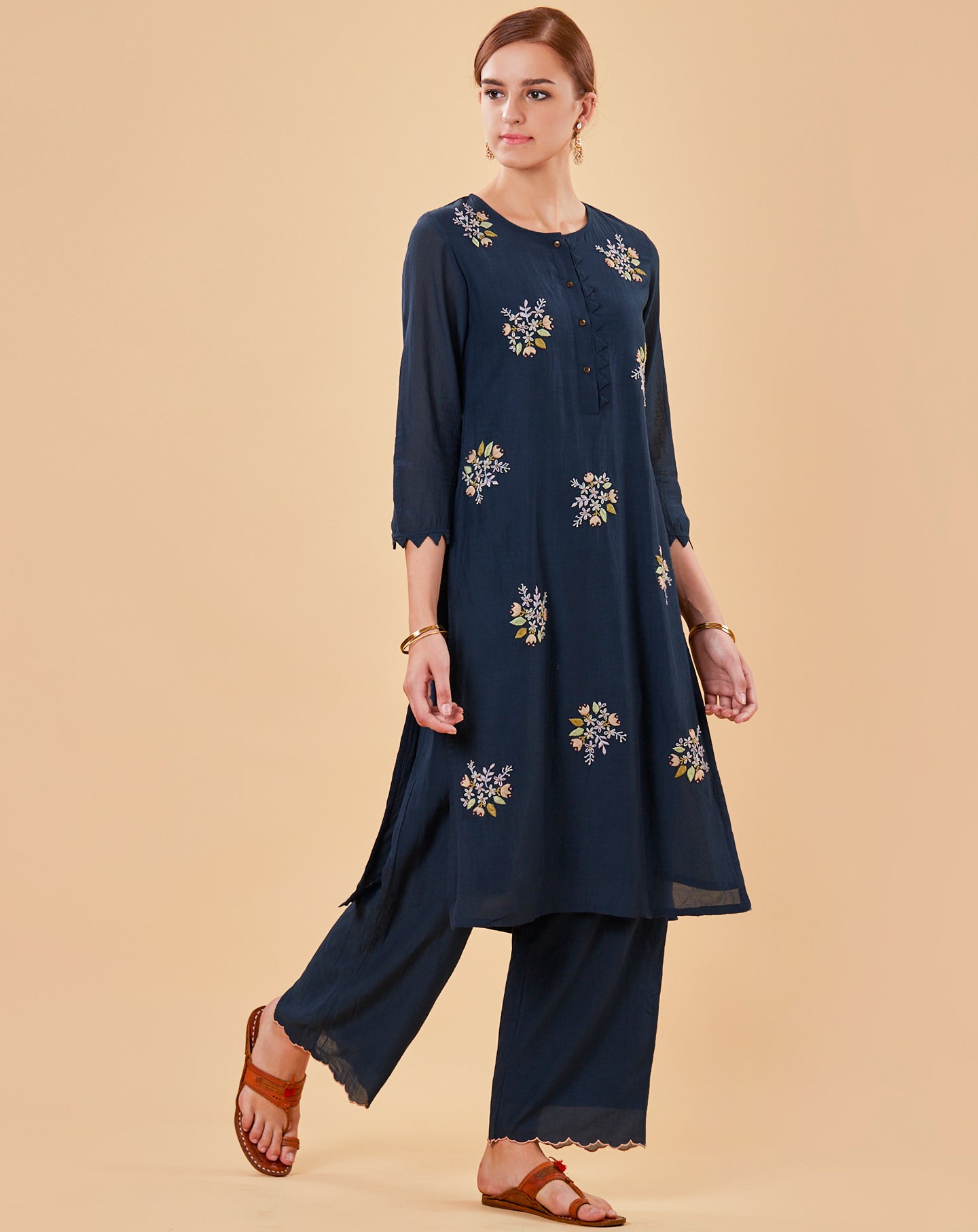 NAVY BLUE EMBROIDERED COTTON SILK KURTA WITH PANTS