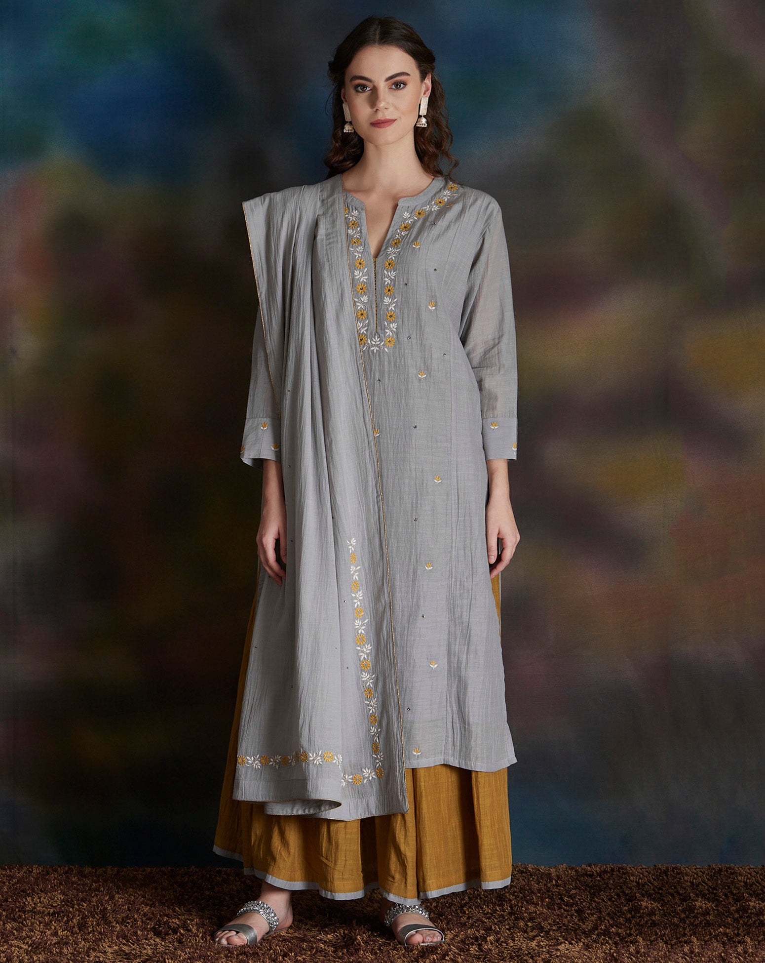 GREY EMBROIDERED COTTON SILK DUPATTA