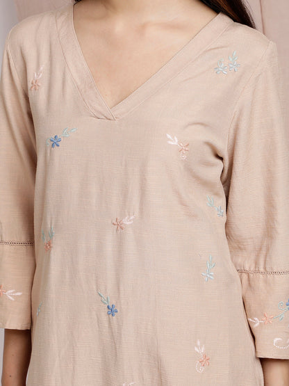 BEIGE EMBROIDERED LINEN KURTA