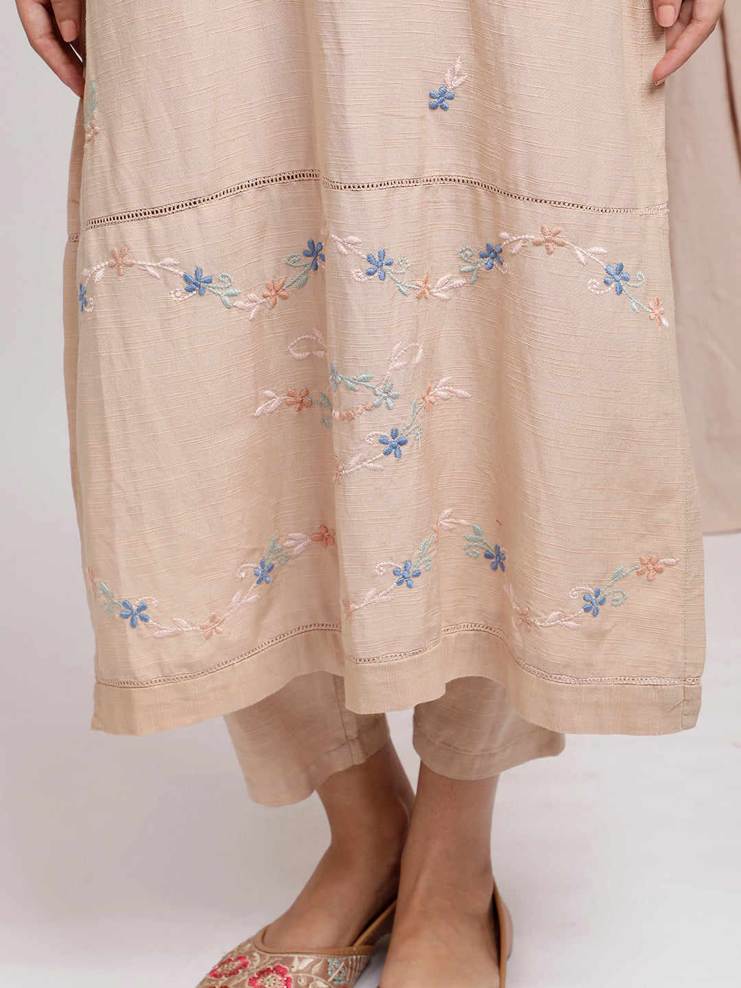 beige linen pants