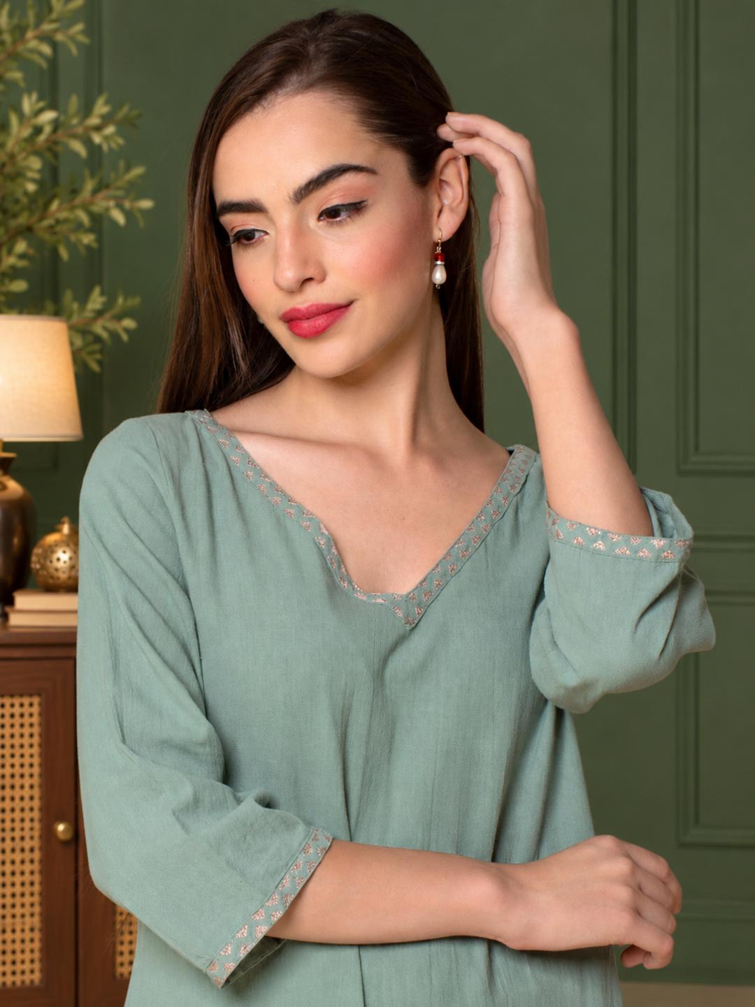 dharya-mint-green-embroidered-cotton-kurta-with-pants