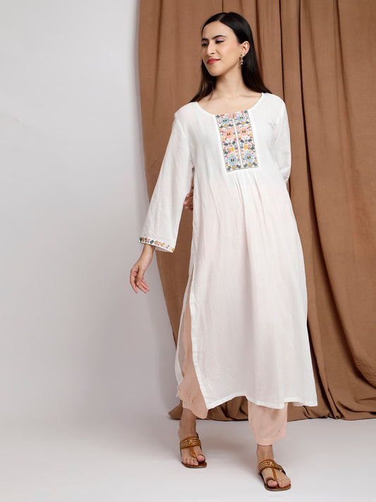 IVORY EMBROIDERED COTTON KURTA WITH PEACH PANTS