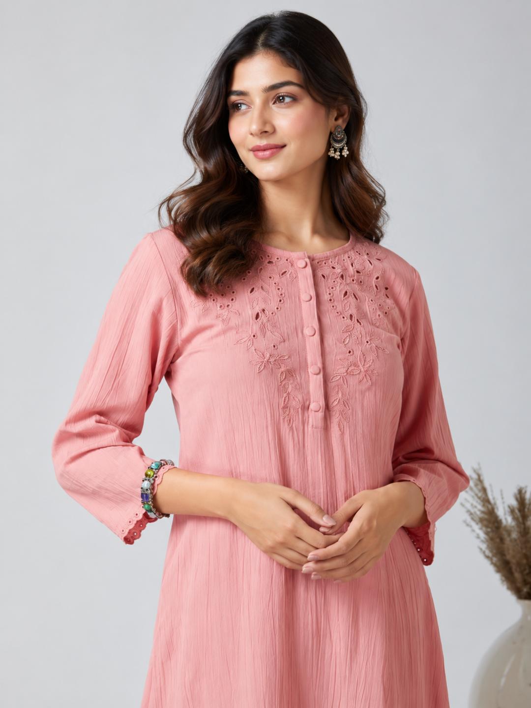 rose-pink-cutwork-embroidered-cotton-kurta-with-pants-set-of-2