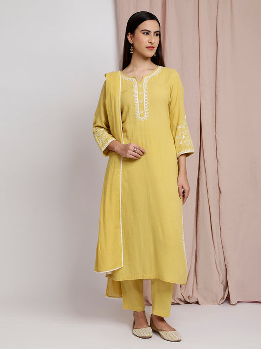 YELLOW COTTON DUPATTA WITH LACE