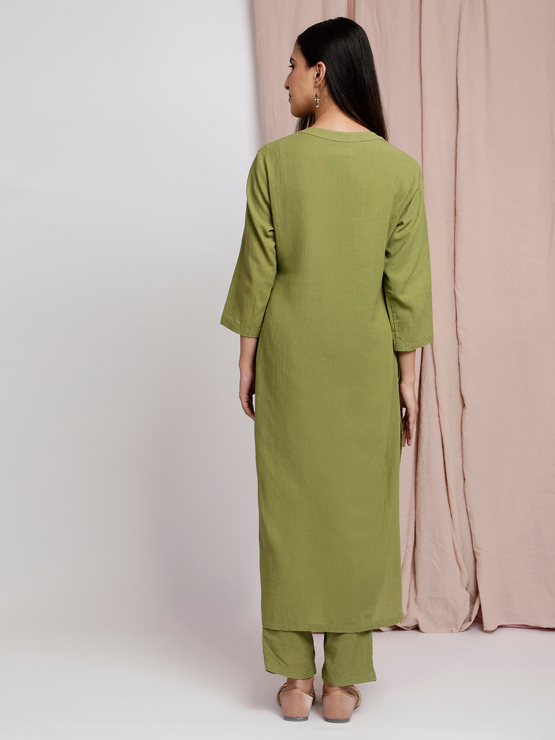 SAGE GREEN EMBROIDERED COTTON KURTA WITH PANTS