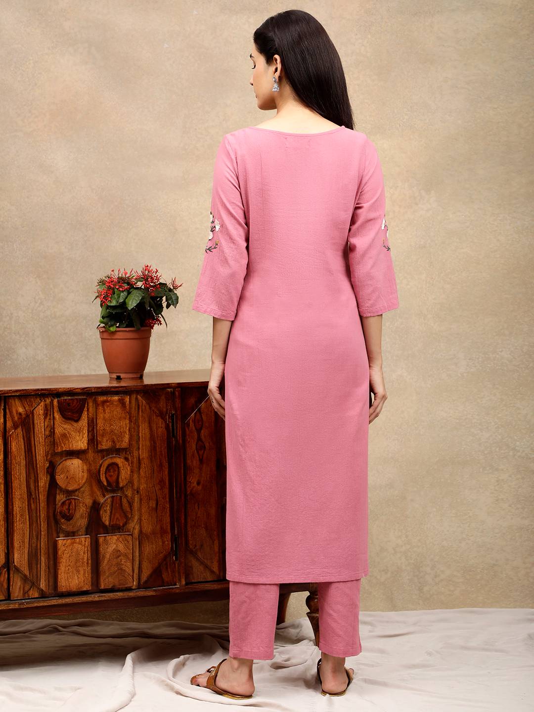 PINK EMBROIDERED KURTA WITH PANTS
