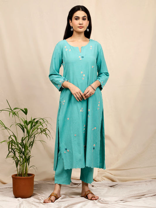 GREEN FLORAL EMBROIDERED KURTA WITH PANTS