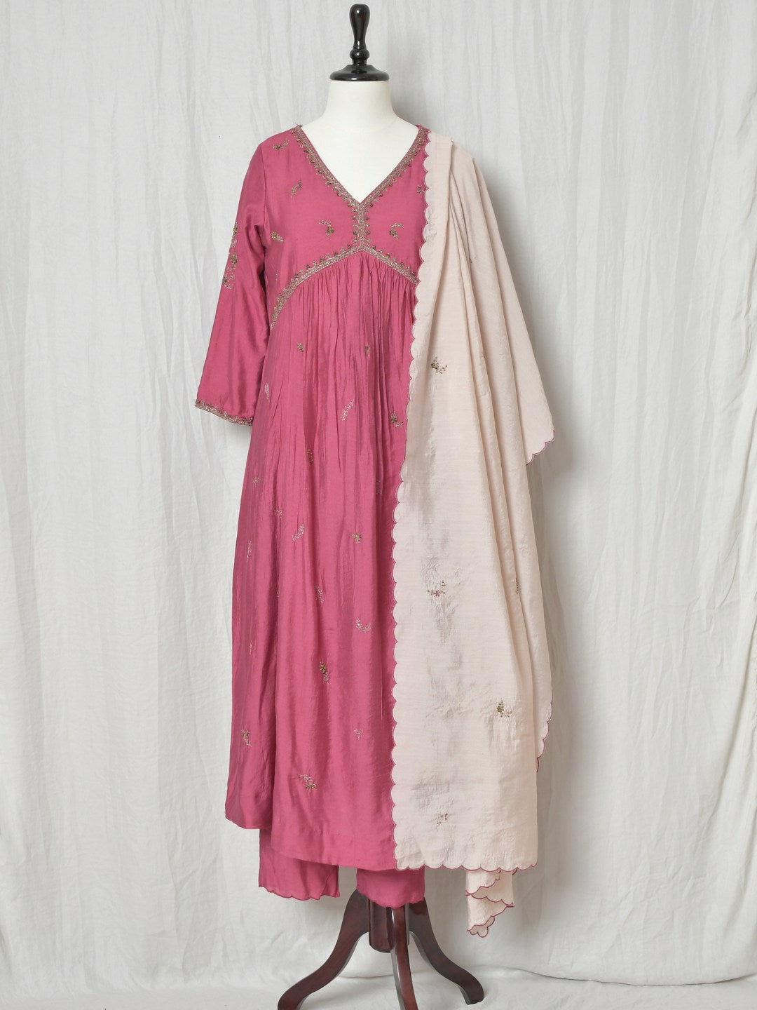 BURGUNDY PINKINSH CHANDERI A-LINE GATHERED KURTI