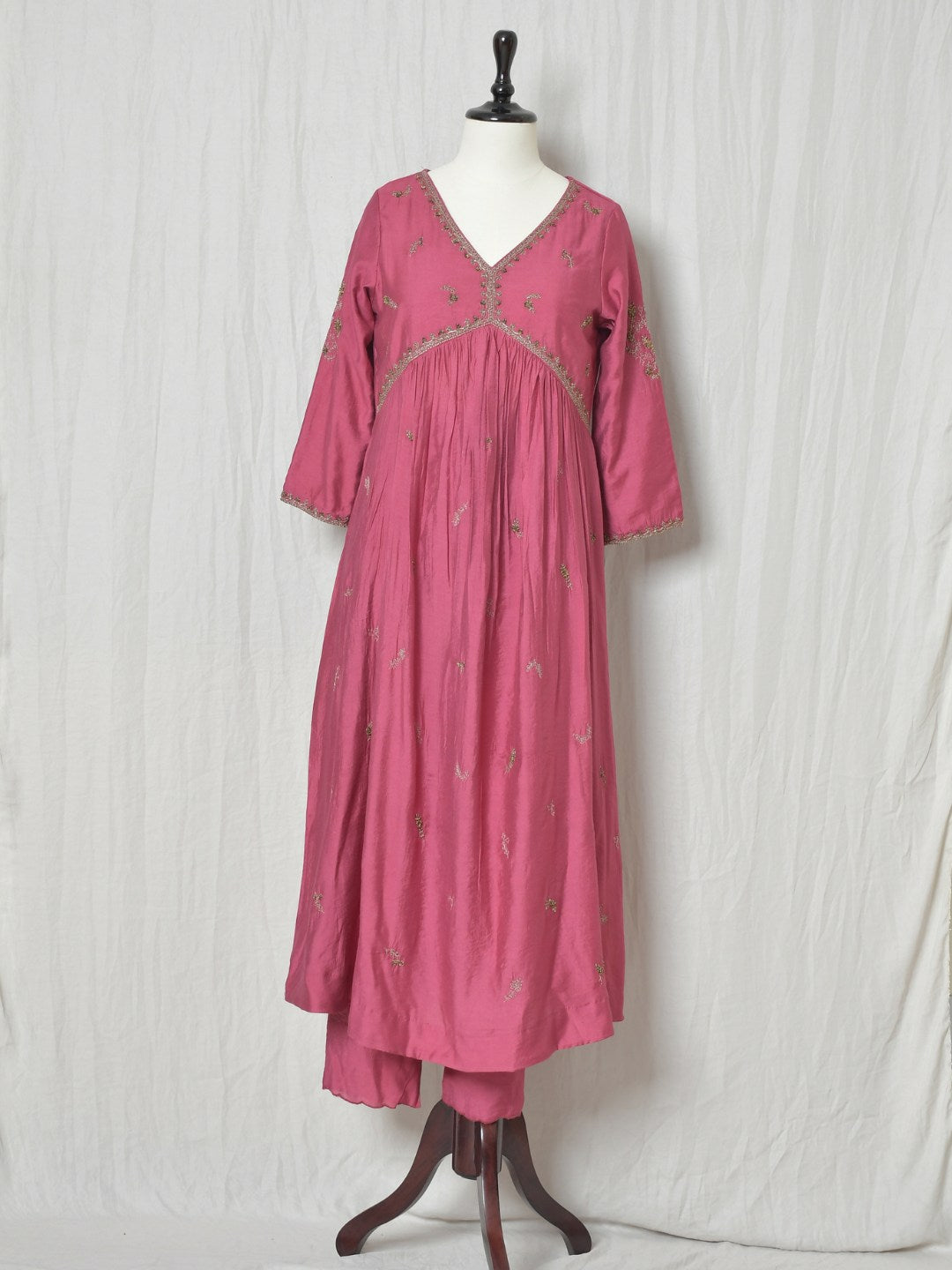 BURGUNDY PINKINSH CHANDERI A-LINE GATHERED KURTI