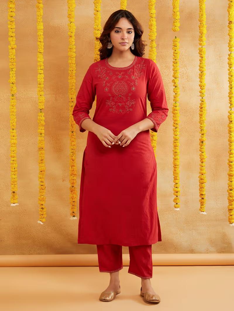 Red Zari Embroidered Kurta Pants with Dupatta- Set of 3