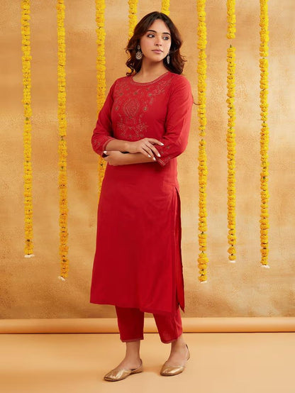 Red Zari Embroidered Kurta Pants with Dupatta- Set of 3