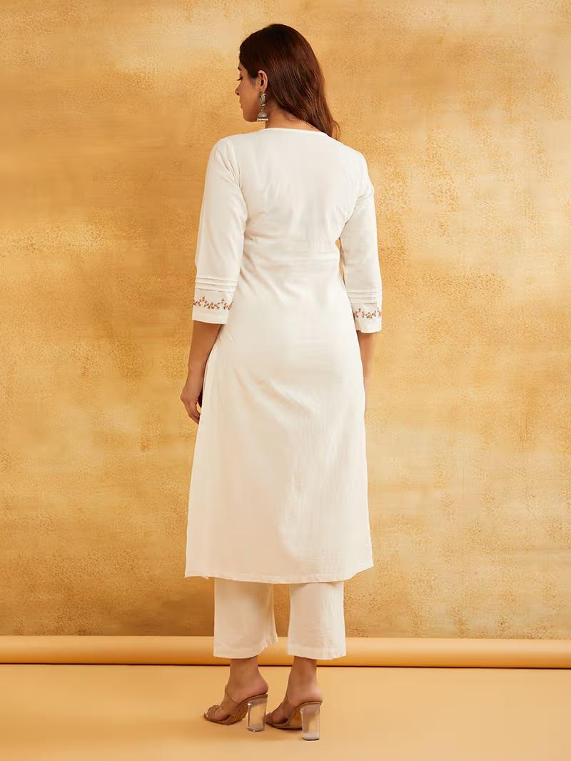 White Hand Embroidered Kurta Pants with  dupatta- Set of 3