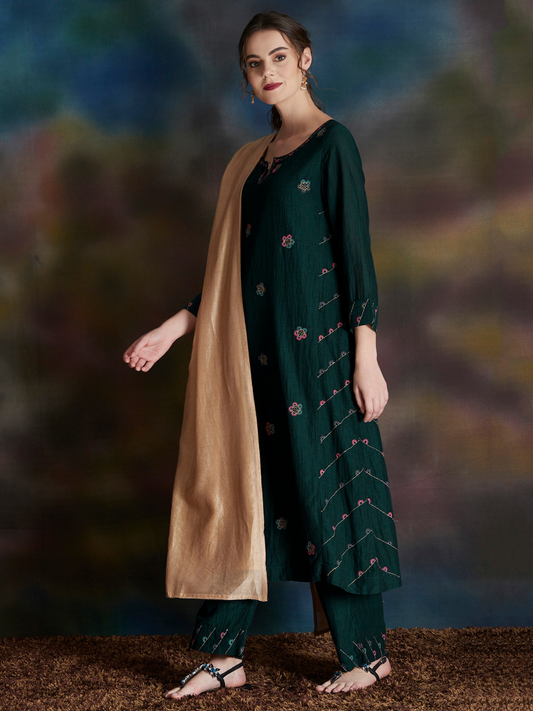 GREEN THREAD EMBROIDERED COTTON SILK KURTA WITH PANTS