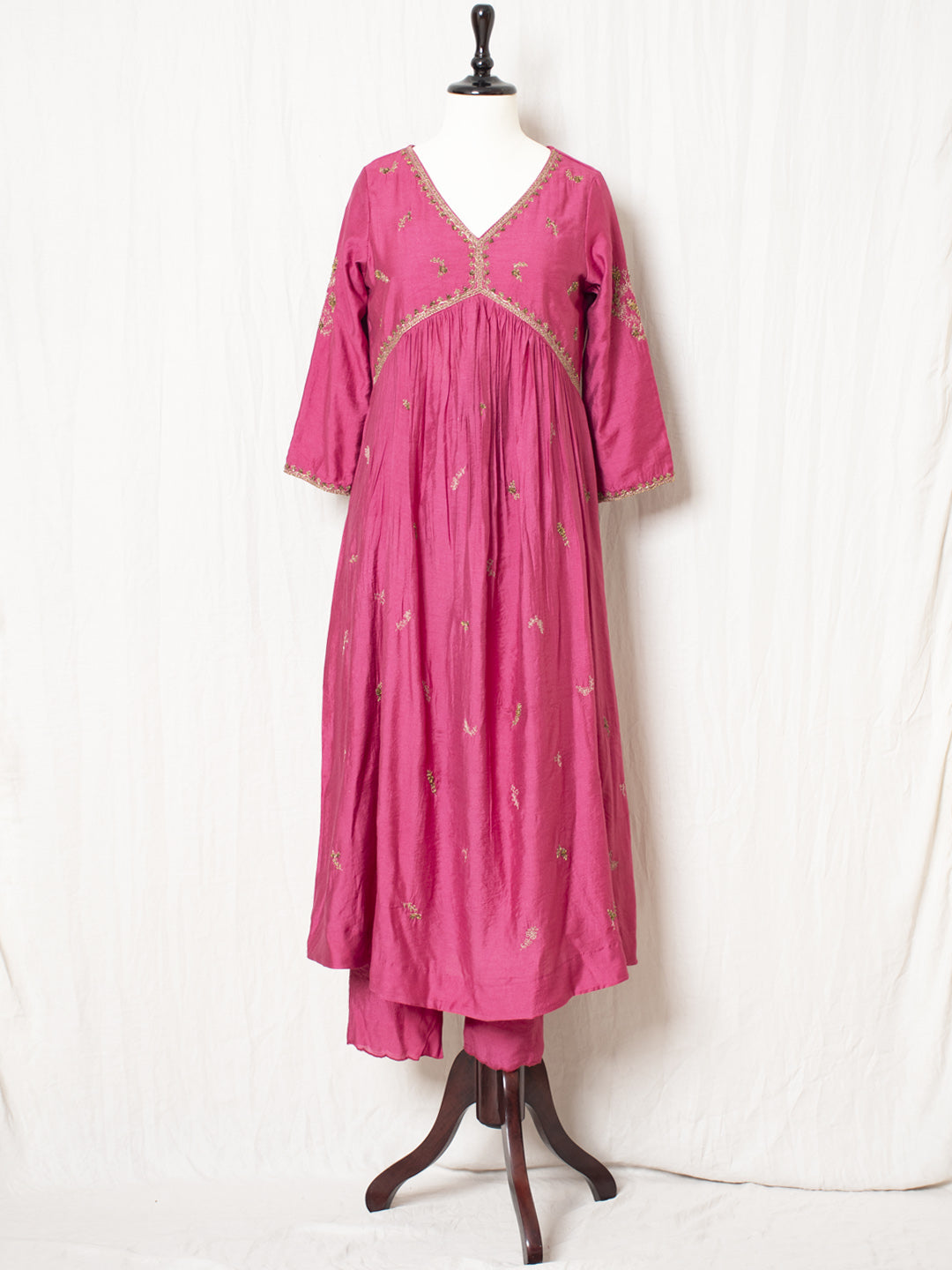 BURGUNDY PINKISH CHANDERI A-LINE GATHERED KURTI WITH PANTS