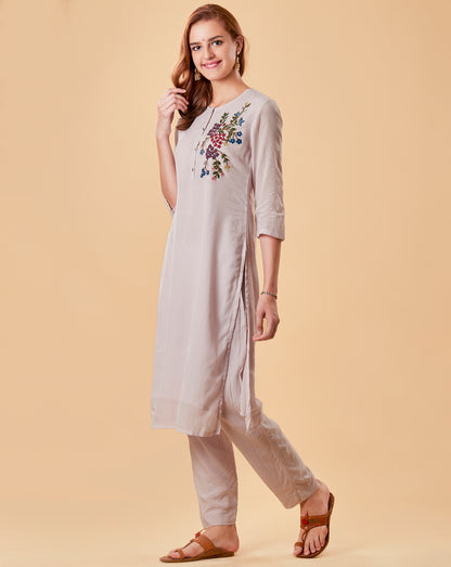 LIGHT MAUVE EMBROIDERED COTTON SILK KURTA WITH PANTS