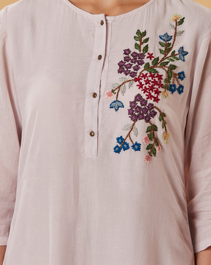 LIGHT MAUVE EMBROIDERED COTTON SILK KURTA WITH PANTS