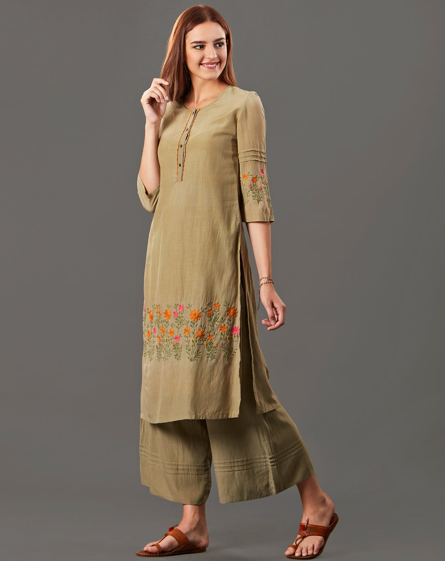 OLIVE GREEN EMBROIDERED COTTON SILK KURTA WITH FLARED PALAZZO