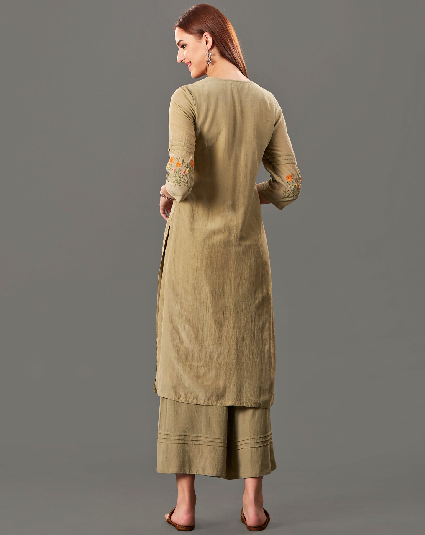 OLIVE GREEN EMBROIDERED COTTON SILK KURTA WITH FLARED PALAZZO