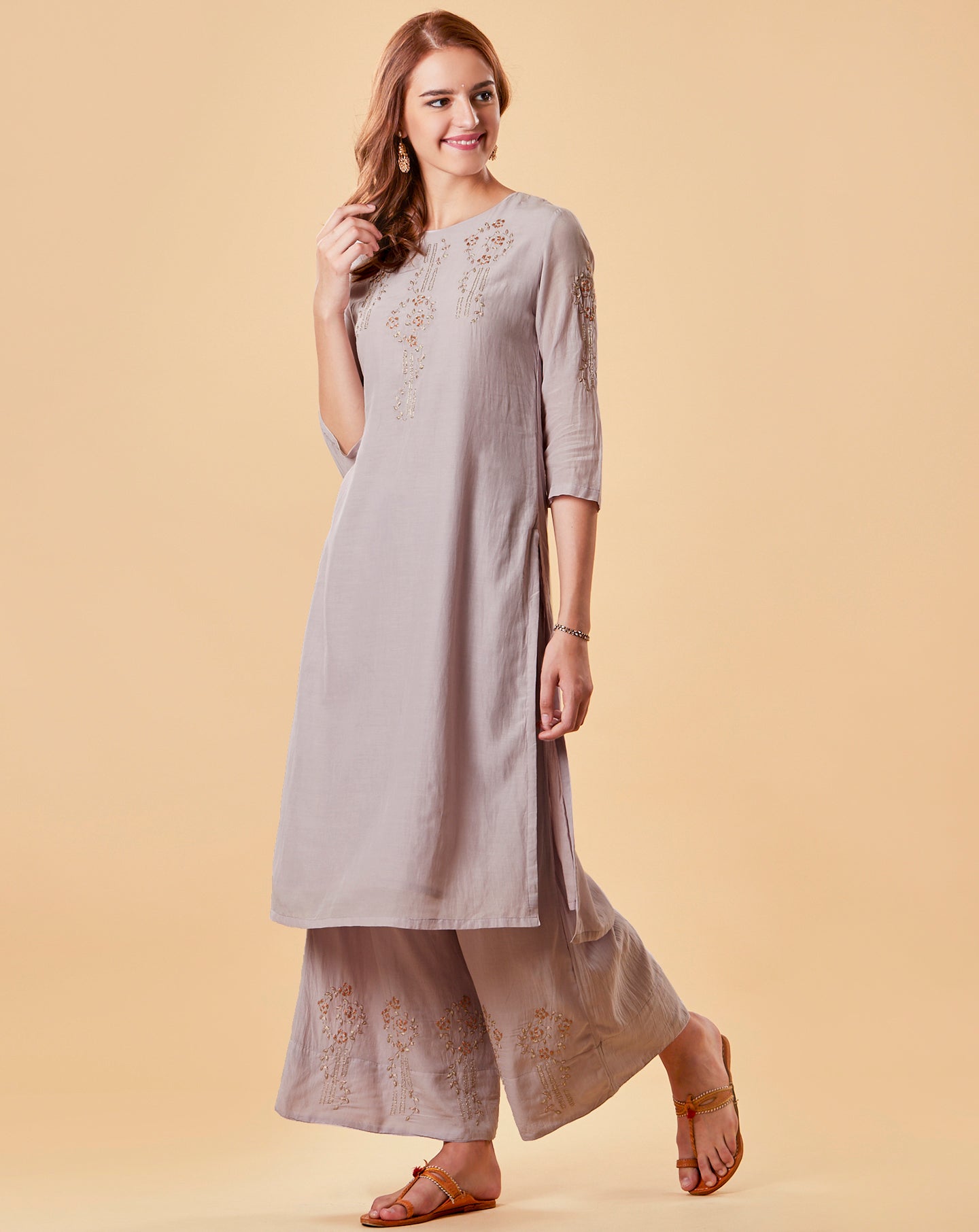 MAUVE EMBROIDERED COTTON SILK KURTA WITH FLARED PALAZZO