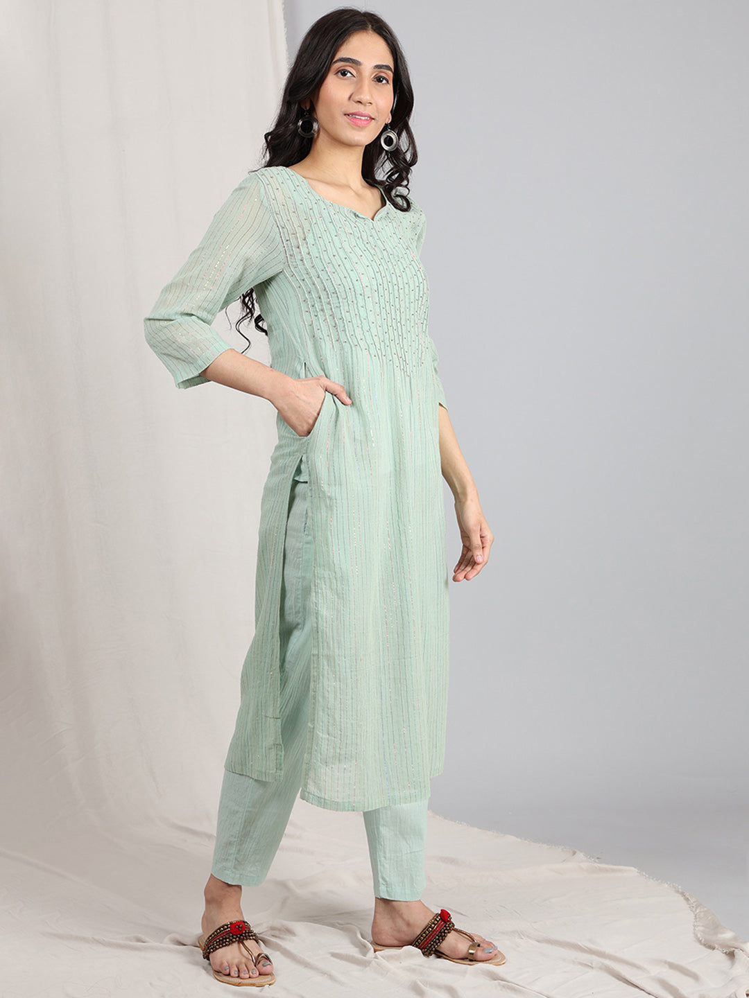 GREEN EMBROIDERED COTTON LUREX KURTA WITH PANTS