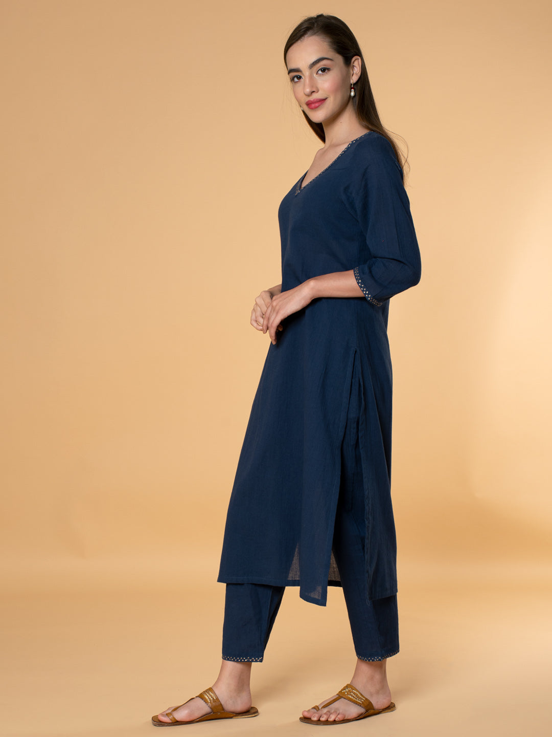 NAVY BLUE EMBROIDERED COTTON KURTA WITH PANTS