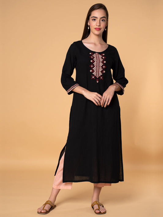 BLACK EMBROIDERED COTTON KURTA WITH STRAIGHT PANTS