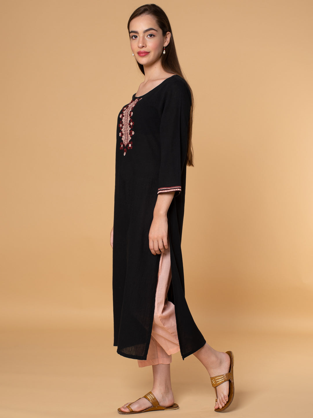 BLACK EMBROIDERED COTTON KURTA