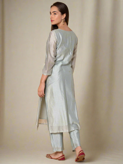 PASTEL GREEN EMBROIDERED CHANDERI KURTA WITH PANTS