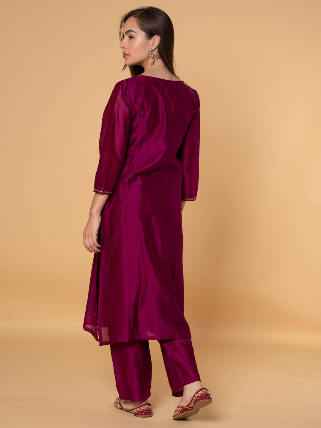 BURGUNDY HAND EMBROIDERED CHANDERI KURTA WITH PANTS