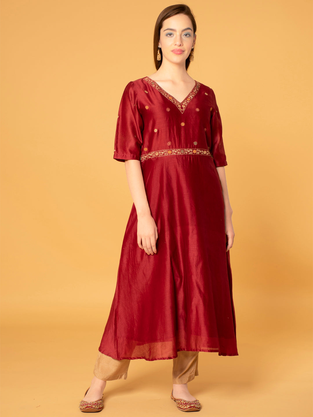 MAROON EMBROIDERED CHANDERI KURTA WITH BEIGE VISCOSE PANTS