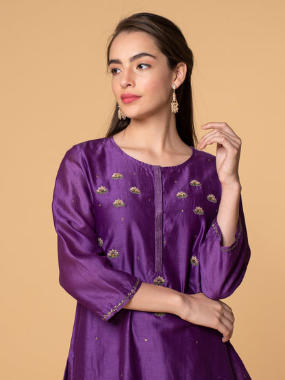 PURPLE SEQUINS EMBROIDERED CHANDERI KURTA WITH OLIVE GREEN VISCOSE PANTS