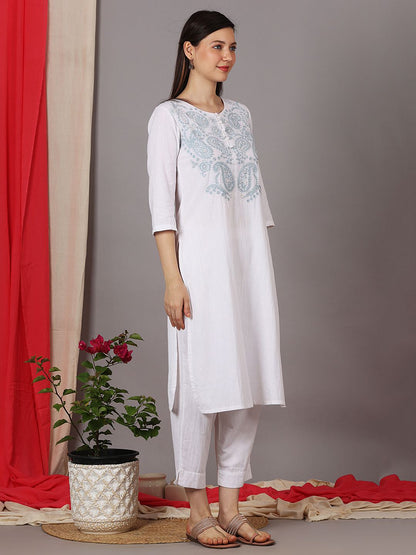 WHITE EMBROIDERED COTTON LINEN KURTA WITH PANTS