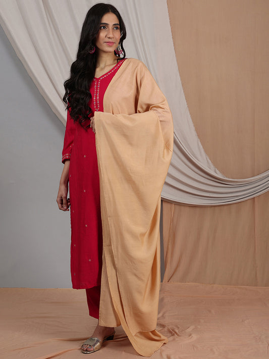 MAJENTA EMBROIDERED CHANDERI KURTA WITH PANTS