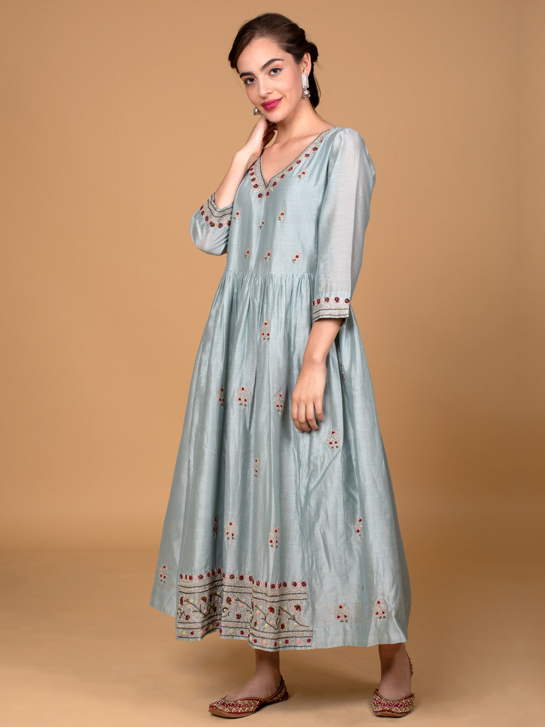 MINT GREEN EMBROIDERED CHANDERI KURTA WITH PANTS